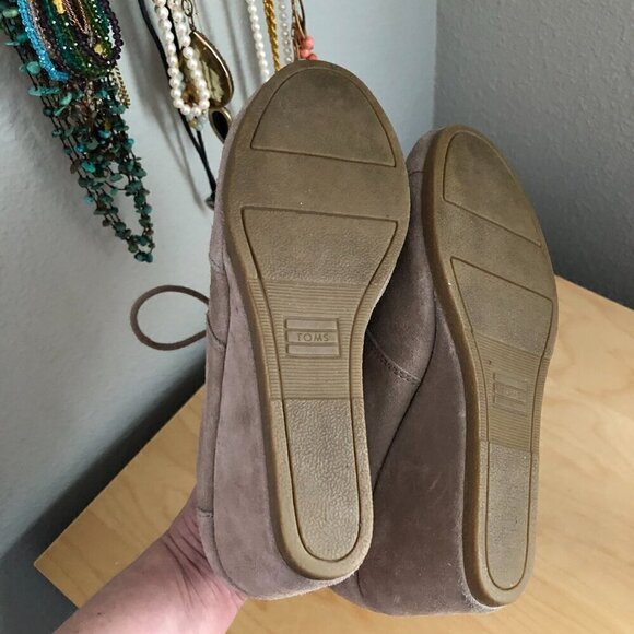 Toms Beige Desert Taupe Wedge Booties - NEW - Picture 5 of 5